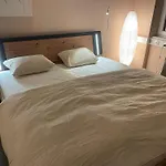 Care Cute City Center Vienna Apartment